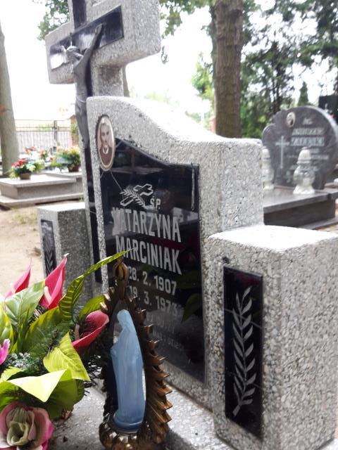 Grób JANINA MARCINIAK